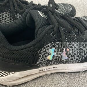 Women’s Under Armour Black and Gray Athletic Shoes size 7